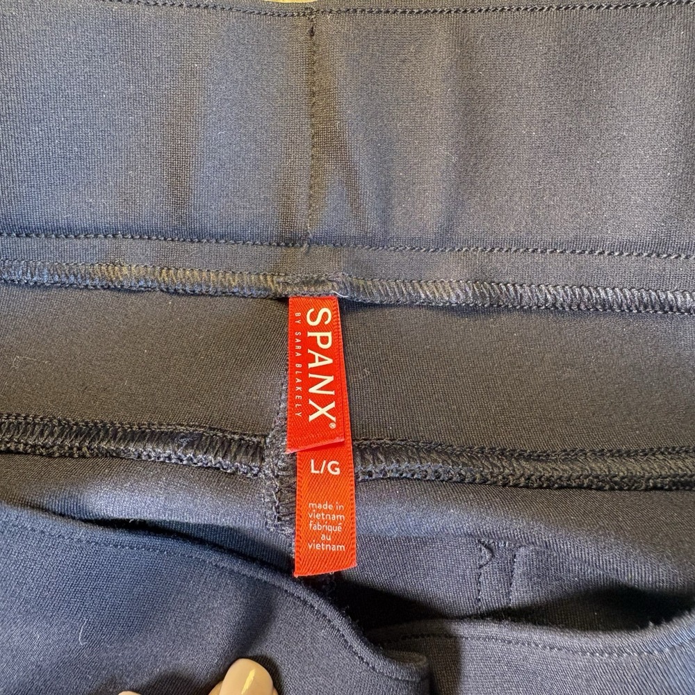 Spanx Size L The Perfect Pant Ankle‎ Back Seam Skinny Pants Leggings Navy Blue - Picture 2 of 5